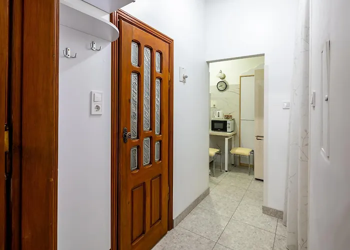 Designer Apartment! The Center! валова 29 Apartamento